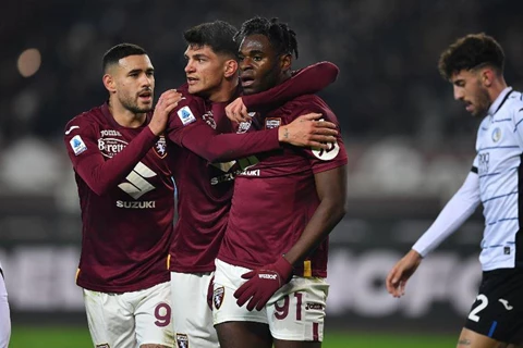 تورينو ينتصر بسهولة أمام كالياري في الدوري الإيطالي